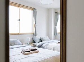 Basic-hus | 2 soveværelser, gratis Wi-Fi, sengetøj