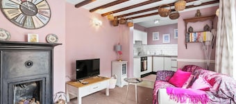 The Coach House- UK45660