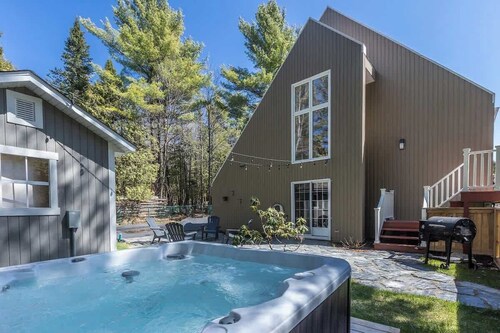 Near Mount Orford - Pool - Spa - Le Paruline