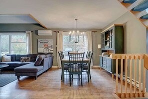 TV, fireplace, DVD player