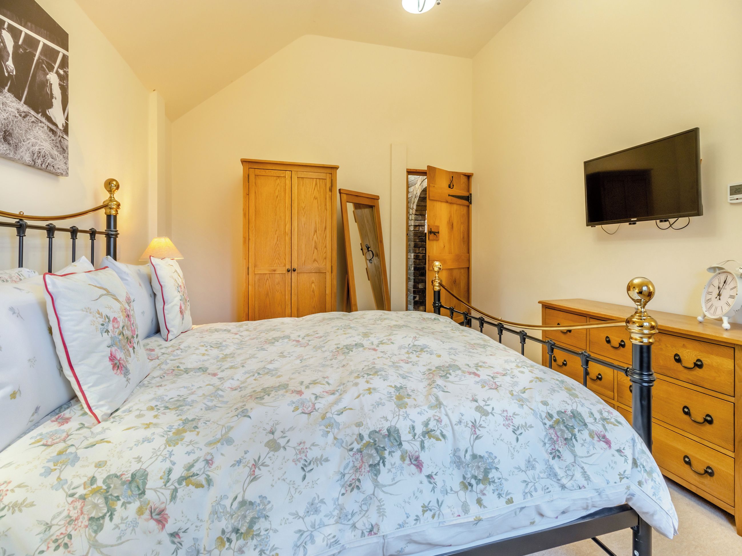 Double bedroom | Morells Wood Farm- The Barn - Morells Wood Farm, Leighton, near Shrewsbury