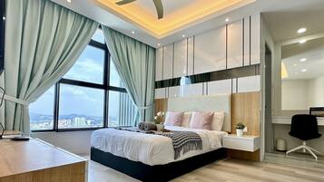 Executive Apartment, 3 Bedrooms, Pool Access, City View