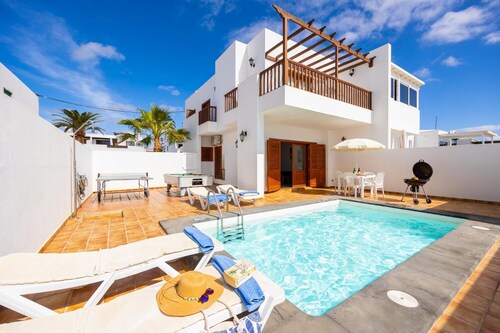 Villa Florencia - Two Bedroom Villa, Sleeps 4