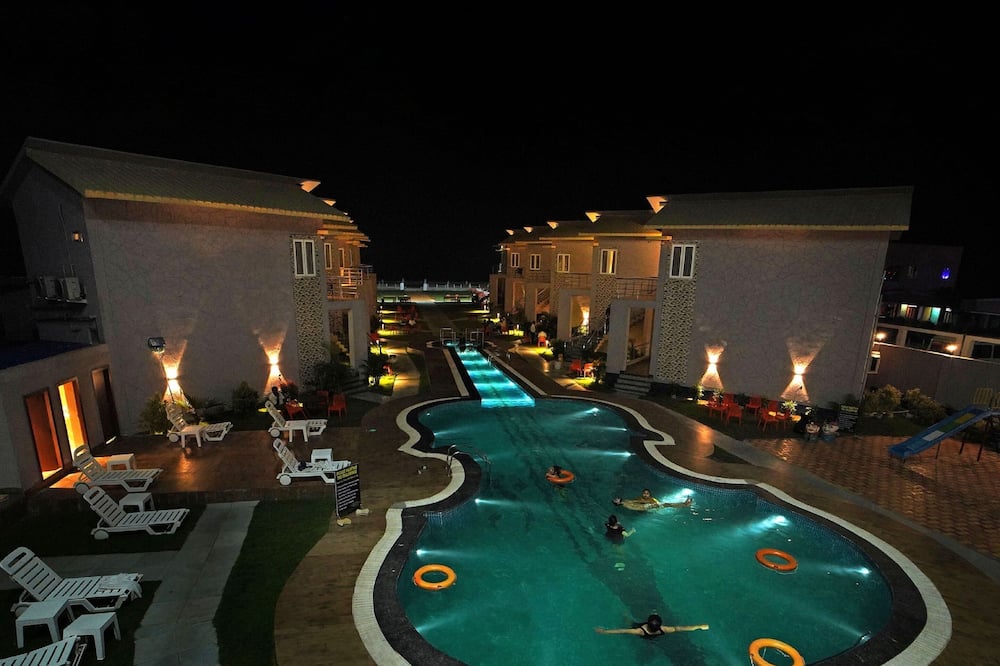 PARTH KING BEACH RESORT