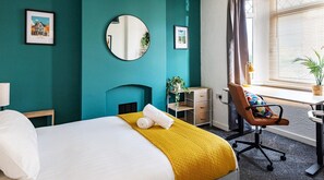 3 Schlafzimmer, Bügeleisen/Bügelbrett, WLAN, Bettwäsche