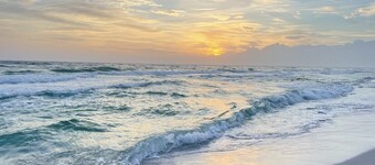 Hot Tub | Fire Pit | Nest & Nook | Sleeps 14 | Panama City Beach