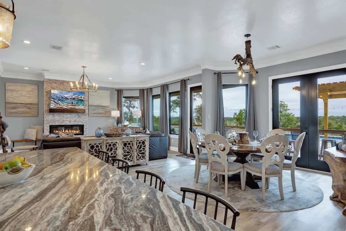 House, Multiple Beds, Pool Access (211 Garrison Rd) | Dining