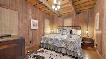 1 habitación, decoración personalizada y muebles diferentes