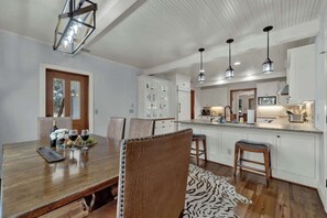 Hus, flere senger, terrasse (3503 RM 2721- Main) | Spiseområde