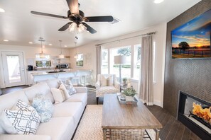 House, 1 King Bed with Sofa bed, Hot Tub | Living area | TV, fireplace