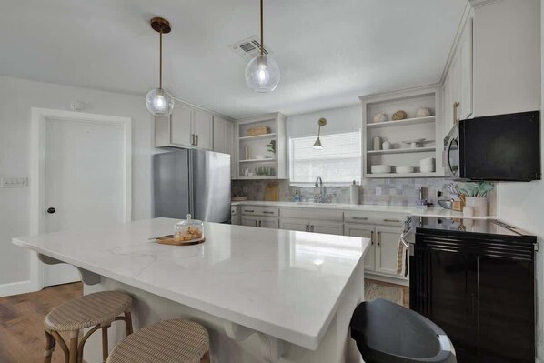 House, 1 Queen Bed, Hot Tub (147 Weitz Rd.) | Private kitchen | Coffee/tea maker