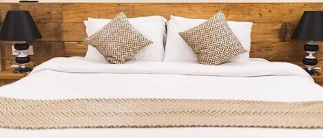 Phòng đôi Deluxe | 1 phòng ngủ, trang trí khác biệt