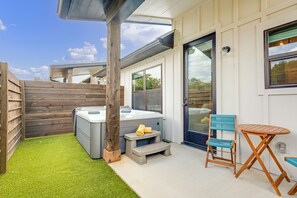 Condo, Multiple Beds, Hot Tub, Pool View | Property grounds