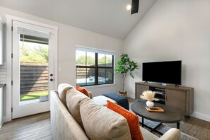 Condo, Multiple Beds, Hot Tub, Pool View | Living area | TV