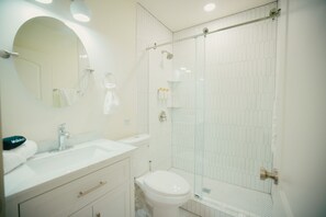 Shower, towels