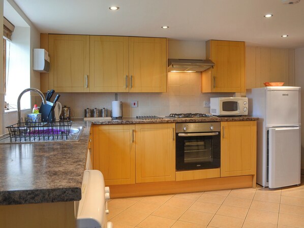 Dishwasher, high chair, cookware/dishes/utensils