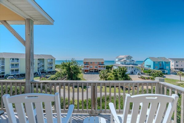 Property grounds - Ocean Views and Pool, King Bed, Beach Access at end of Driveway! (Emerald Isle)