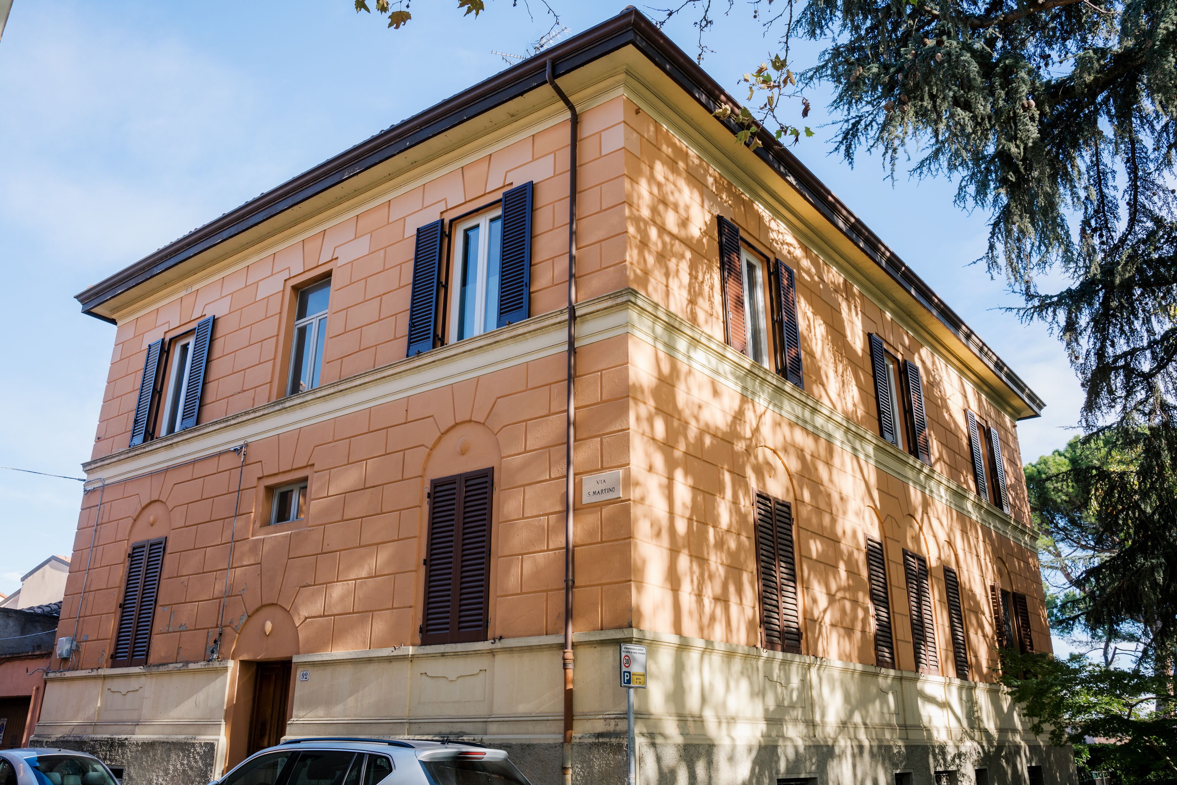 Mặt tiền nơi lưu trú