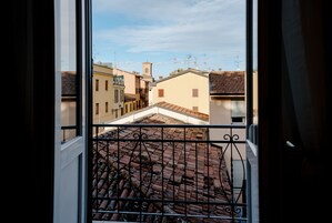 Standard Double or Twin Room | Terrace/patio