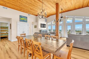 Dining - Oceanfront 6BR w/ Stunning Views, Decks & DOGS OK! (Emerald Isle)