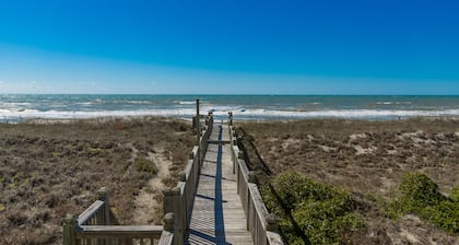 Pier Pointe 5A1 - 2BR Ocean Front Condo w/ Pool!