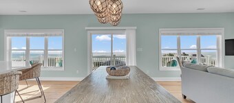 Pool & Hot Tub- DOGS OK! 5BR w/ Ocean Views!