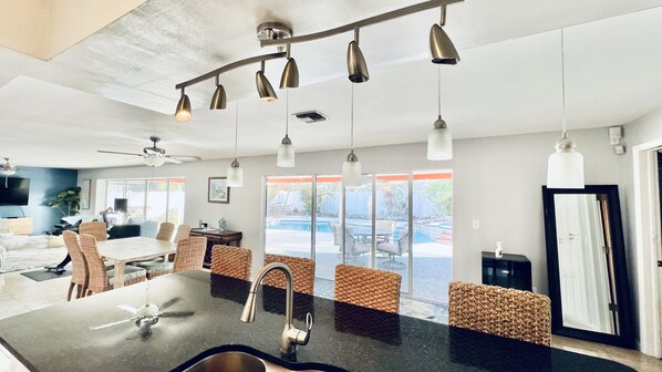 Dining - Private pool & jacuzzi home w/ boat launch access, and community Gym and pool. (Largo)