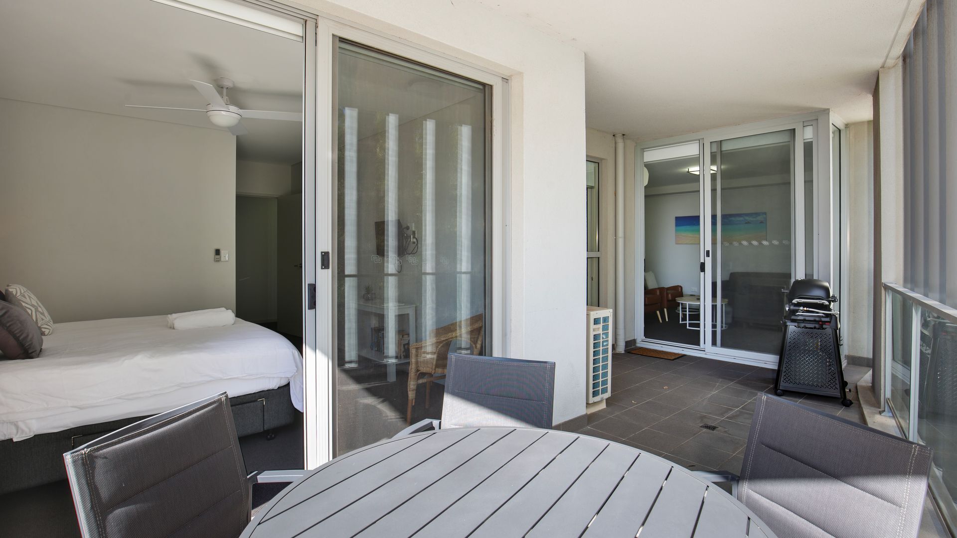 2 chambres, fer et planche à repasser, lit parapluie, Wi-Fi gratuit