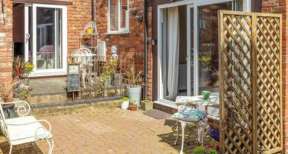 The Grooms Cottage-UK45659