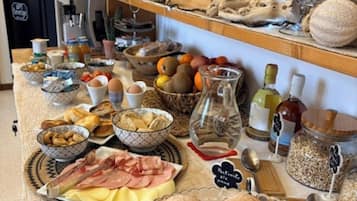 Desayuno buffet incluido todos los días