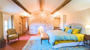 Romantic Double Room, 1 King Bed, Terrace | Premium bedding, in-room safe, individually decorated - Domaine de la Cascade Parfumée (Grasse)
