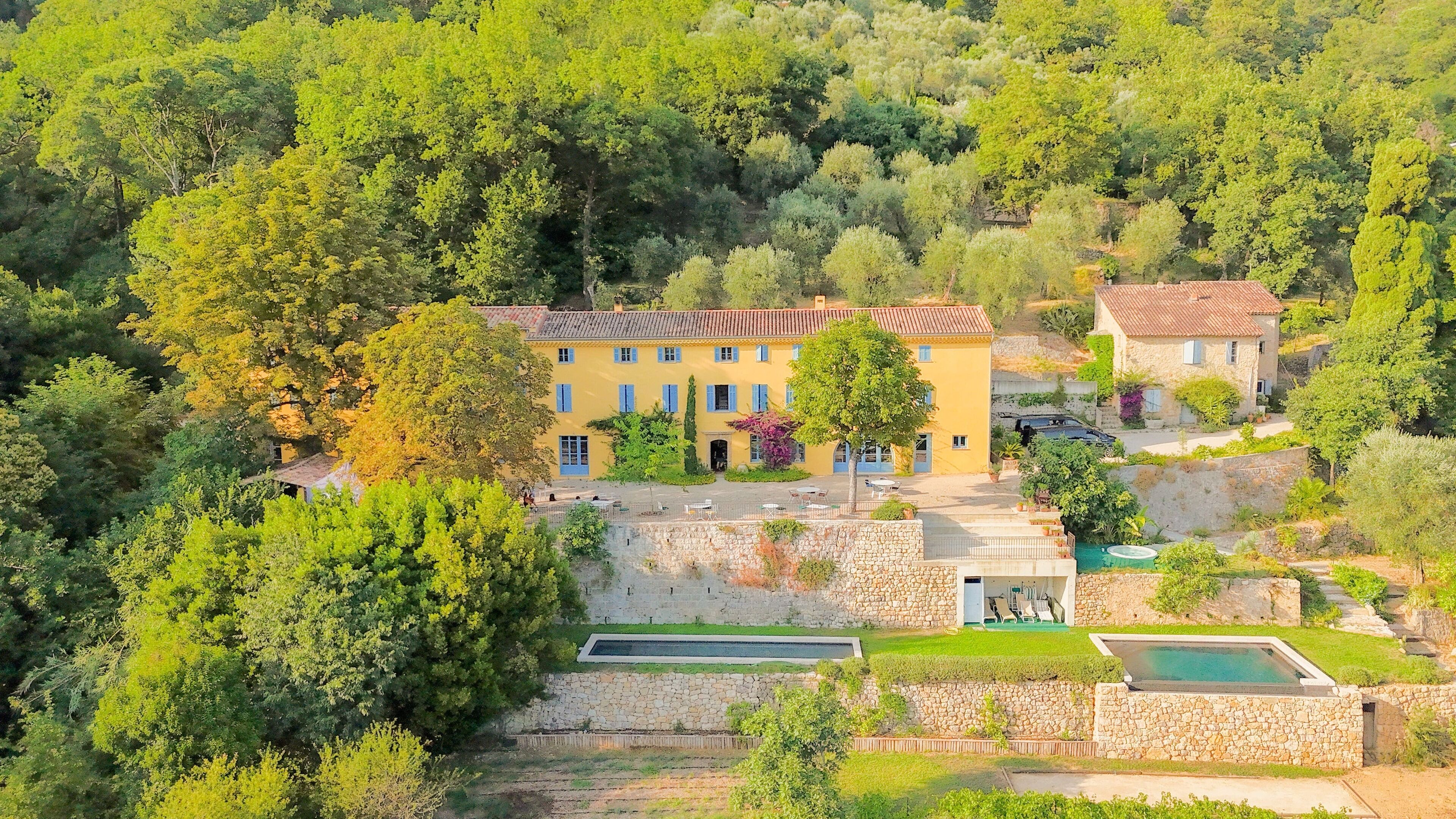 Facciata della struttura