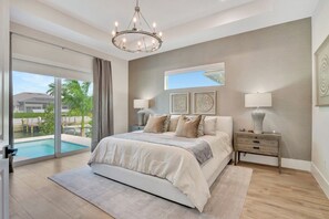 4 bedrooms, internet, bed sheets