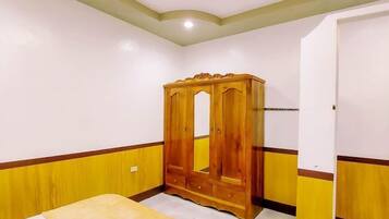 1 Schlafzimmer, Bügeleisen/Bügelbrett, Bettwäsche, Rollstuhlgeeignet