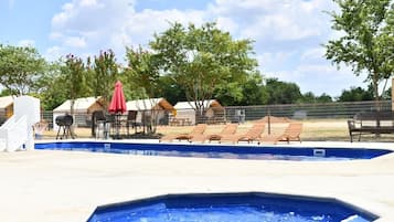 Outdoor pool, a heated pool