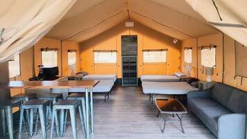 1 chambre, Wi-Fi gratuit, draps fournis