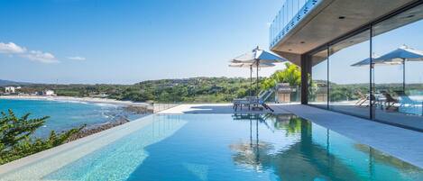 Et oppvarmet basseng