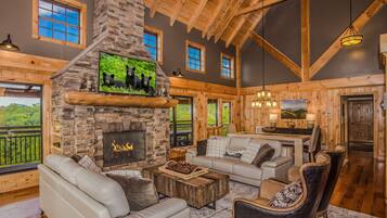 Luxury Cabin | Ruang tamu | 55 inci televisyen skrin rata dengan digital, pendiangan, Netflix