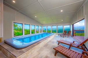 Una piscina techada