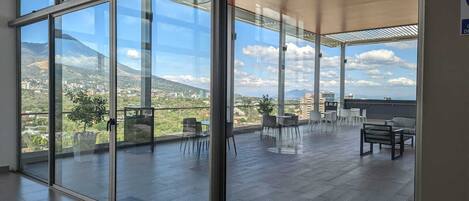 Vue depuis lâhĂ©bergement