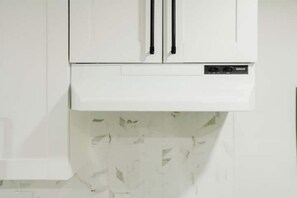 Interior - Versatile Cozy Oasis for Travelers (Waterloo)