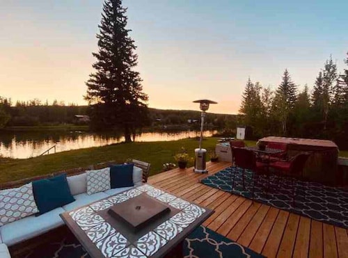 Life’s Better on the River!
