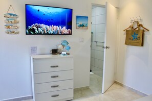 Interior -  Tu Paraíso Tropical, Terraza y Piscina Soleada, Bañera con Hidromasaje (Noord)