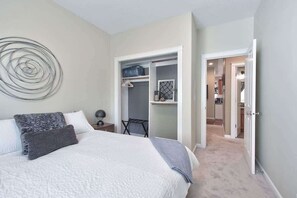 3 chambres, bureau, lit parapluie, Wi-Fi gratuit