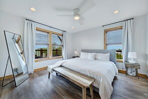 Rumah (6 Bedrooms) | 6 kamar tidur dan setrika/meja setrika