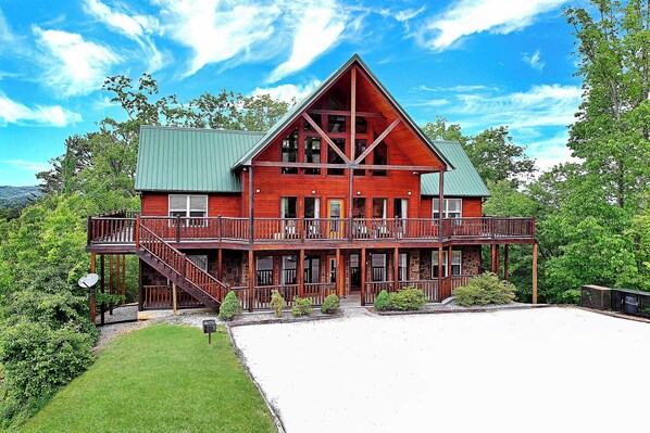 Talo (5 Bedrooms) | Majoituspaikan julkisivu