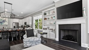 Interior - Sweetbay by Avantstay 1 Min Walk to Beach + Pool (Hilton Head Island)