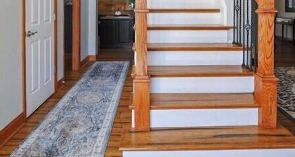 Spacious 5 Bedroom w/Pool, Patio and Theater