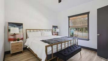 3 多间卧室、旅行婴儿床、WiFi、床单