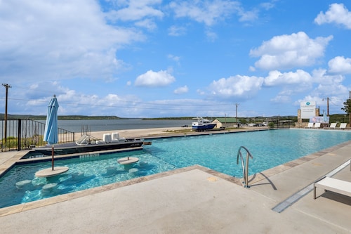 The Retreat 20: Lake Daze